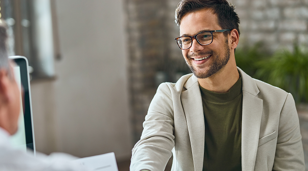 به خانواده ما بپیوندید!